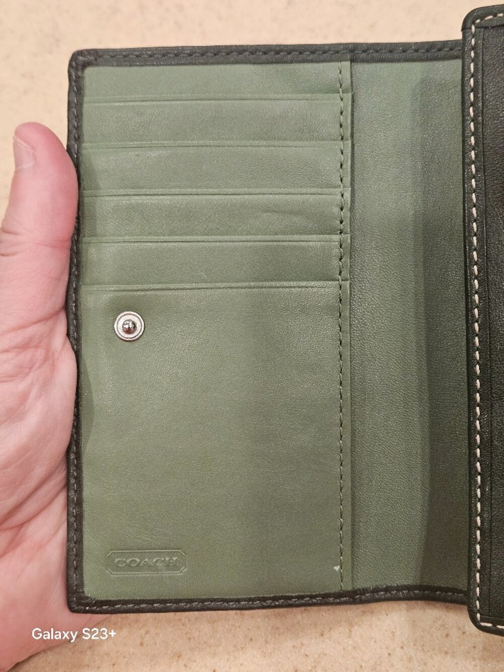RARE VINTAGE LIMITED EDITION COACH GREEN SOHO LEATHER WALLET BILLFOLD ZIP COIN - Picture 4 of 14